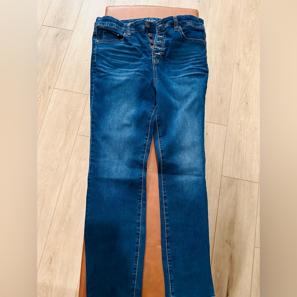 NEVER WORN/NEW. Size 10 Skinny Leg, High-rise jeans. Style and Co. Med-rinse